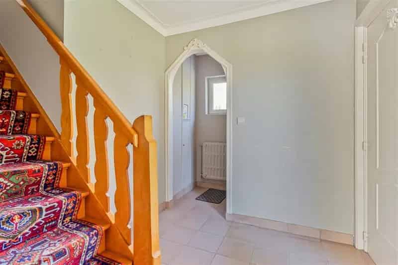 Te renoveren woning Bevere