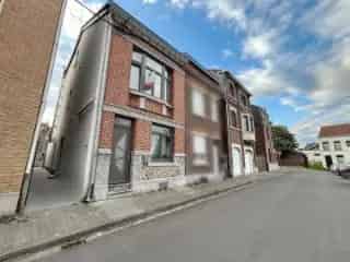 Huis te koop Herstal - Volledig gerenoveerde 3 gevel woning