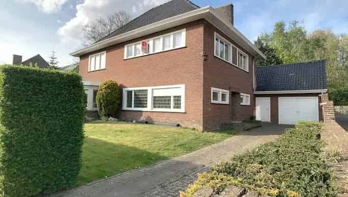 Huis te huur Pittem 6 slaapkamers garage tuin