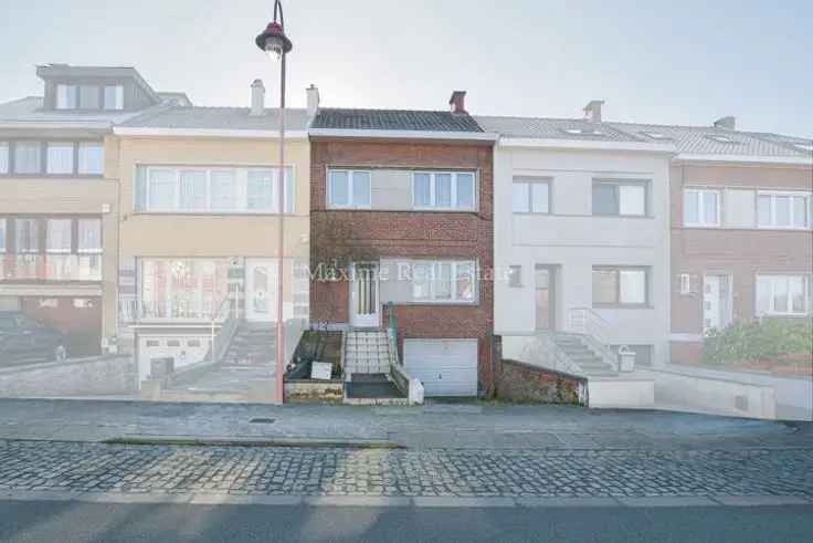 Te koop gerenoveerde woning met tuin in rustige straat