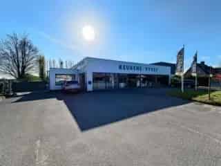 Magazijn met woning te koop Gistel