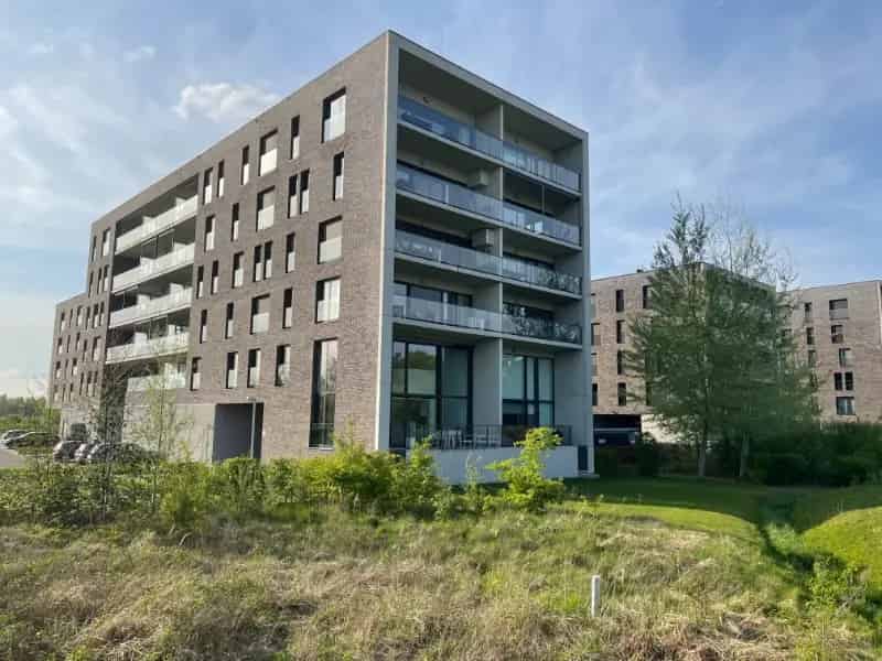 Instapklaar Appartement 2 Slaapkamers Terras Parkzicht Autostaanplaats