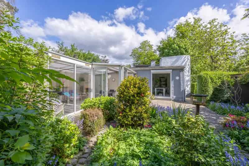 Huis te koop Zoersel: Unieke privacy op 750m²