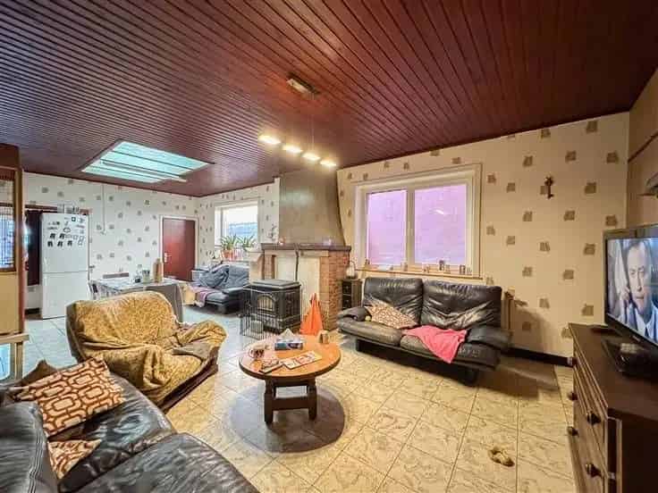 Te Koop: Grote Familiewoning 4 slaapkamers