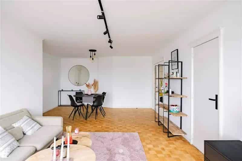 Appartement te huur Sint-Niklaas - gerenoveerd met terras