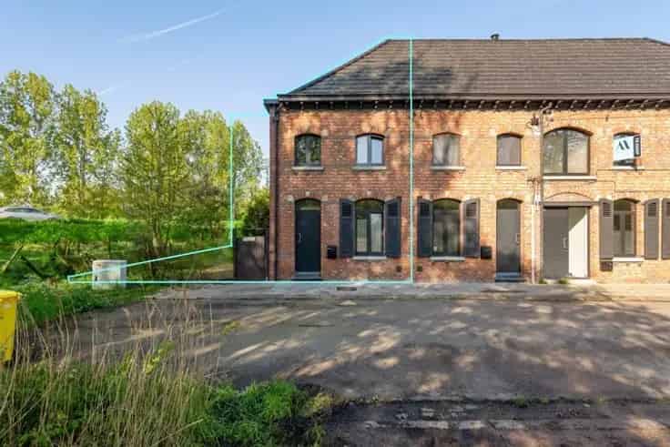Huis Te Koop Bornem - Halfopen Bebouwing met Tuin