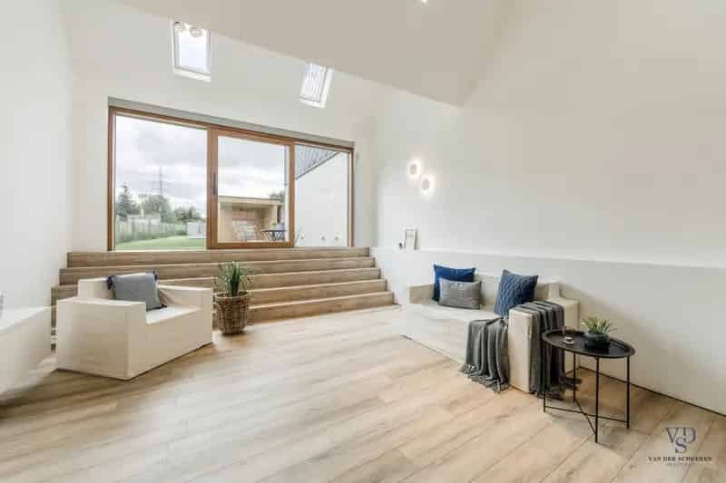 Huis te huur Kluisbergen: gerenoveerde woning met 3 slaapkamers en tuin