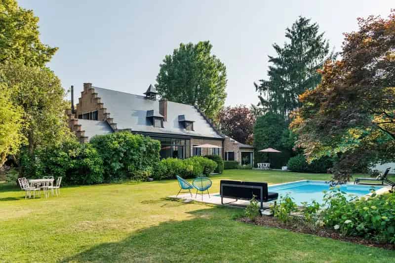 Villa te koop Grimbergen - Charmante woning met zwembad