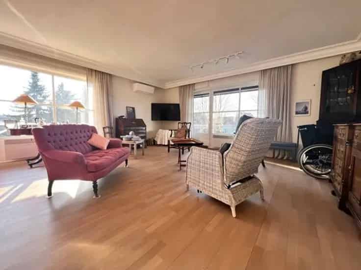Serviceflat Te Koop Sint-Pieters-Woluwe