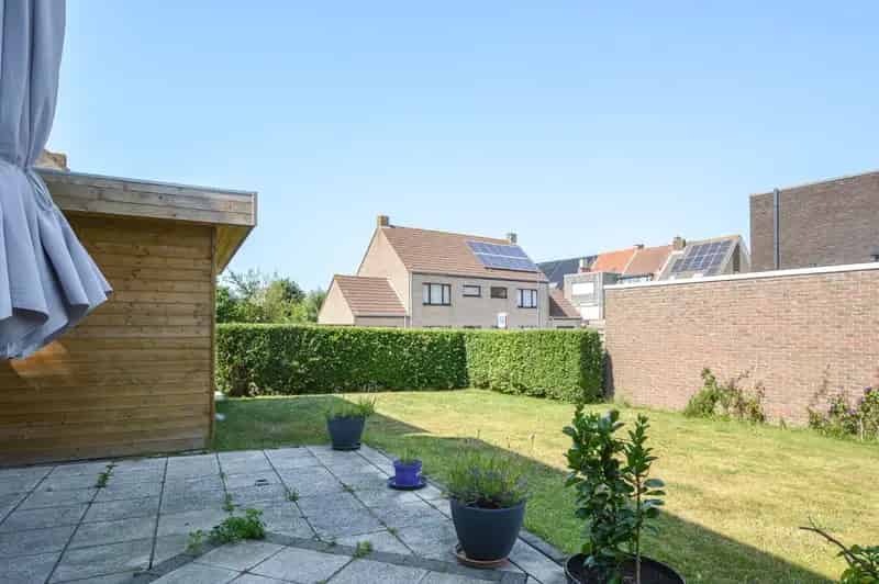 Te Huur Oostende: Grote Tuin Huis Garage 3 slaapkamers