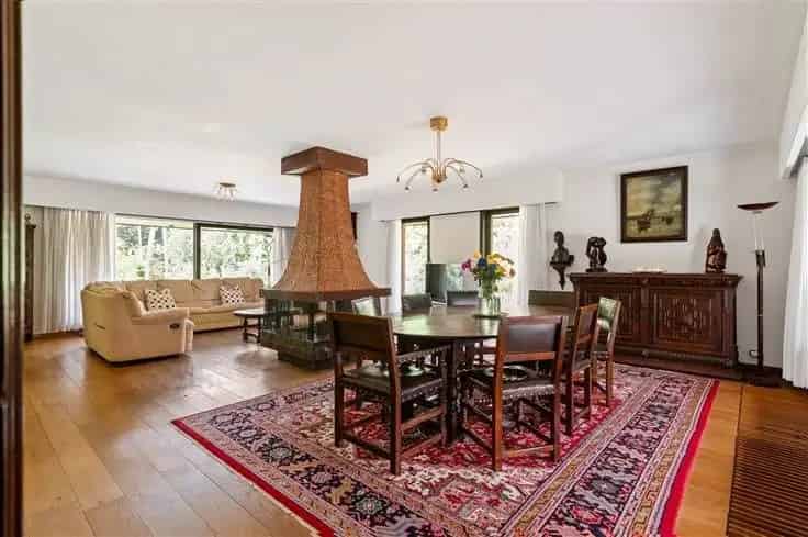 Huis Te Koop Rijmenam: Architecturale Woning met 3 slaapkamers en Garage
