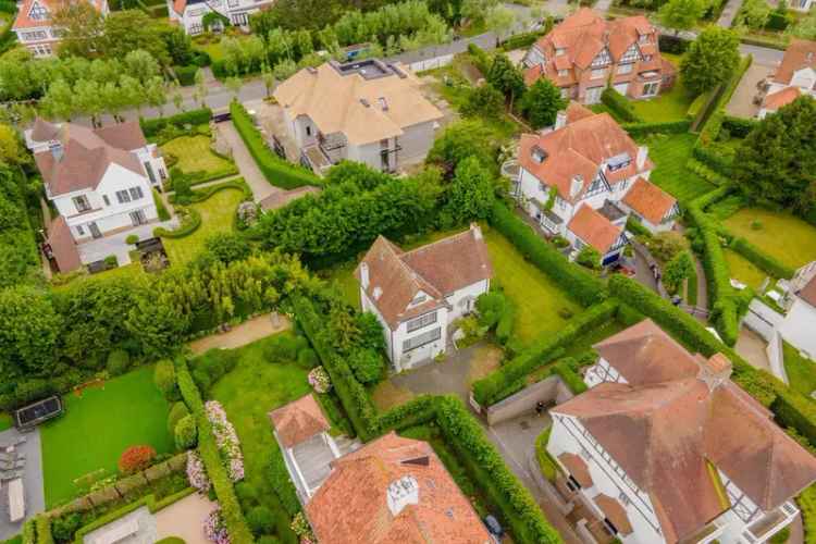 Huis te koop Vrijstaande villa in Knokke-Zoute met bouwvergunning