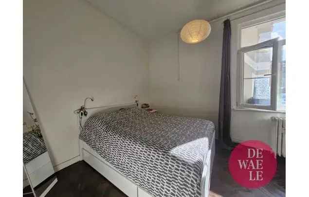 Huur 2 Slaapkamer Appartement 98m² Brussel