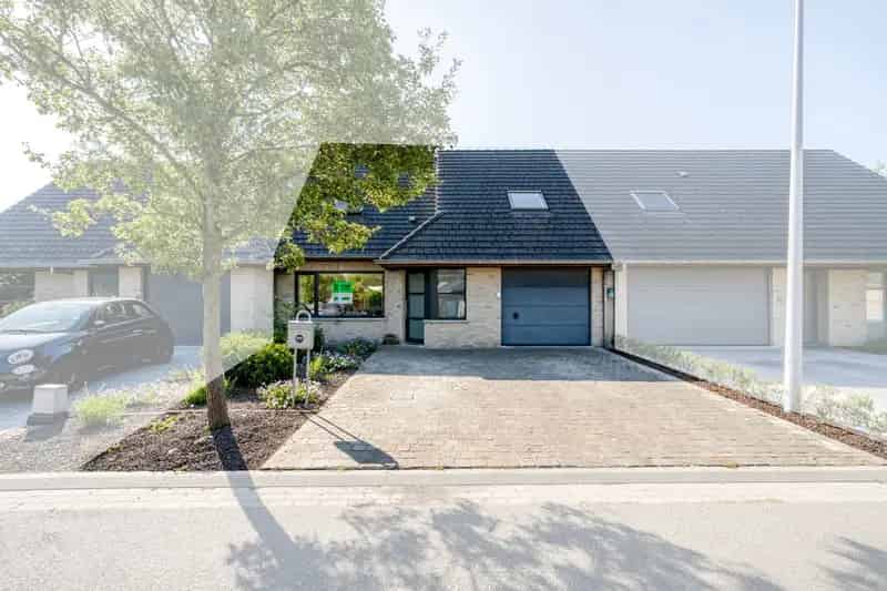 Huis te koop Zedelgem: Instapklare gezinswoning 4 slaapkamers