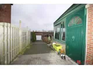 Huis te koop Hemiksem - Rustige halfopen bebouwing met garage