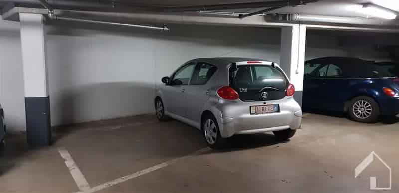 Garage te koop