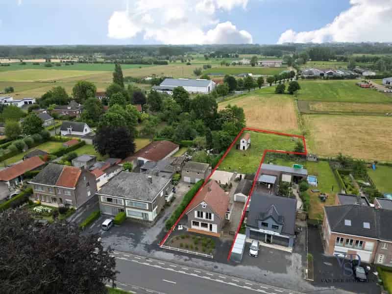 Huis te huur Eke-Landuyt: Ruime villa met renovatiepotentieel