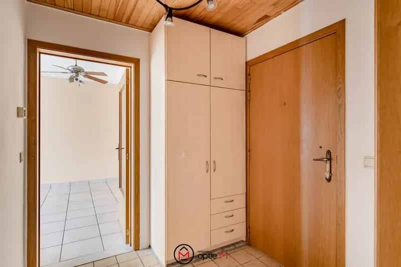 Appartement te huur met autostaanplaats en groen uitzicht