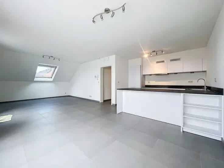 Penthouse Te Koop - 2 slaapkamers - Terras - Parking