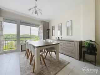 Appartement te koop Antwerpen - Lichtrijk appartement met terras