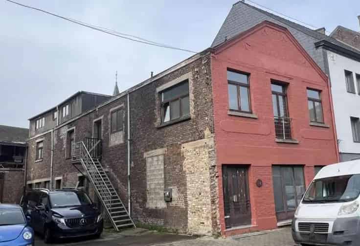 Huis Te Koop 2 Units 2 Slaapkamers Renovatieproject
