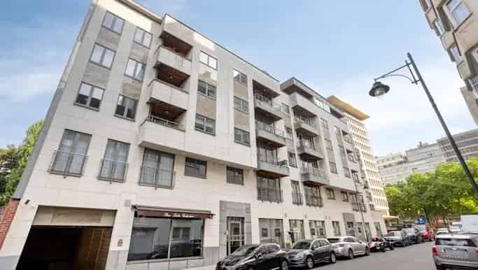 Appartement te koop in Rue Du Magistrat - Wethoudersstraat 9, Elsene - Dewaele