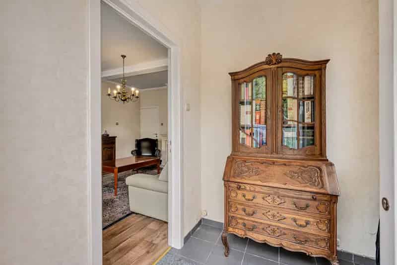 Huis te koop in Kalken: Starterwoning met gashaard