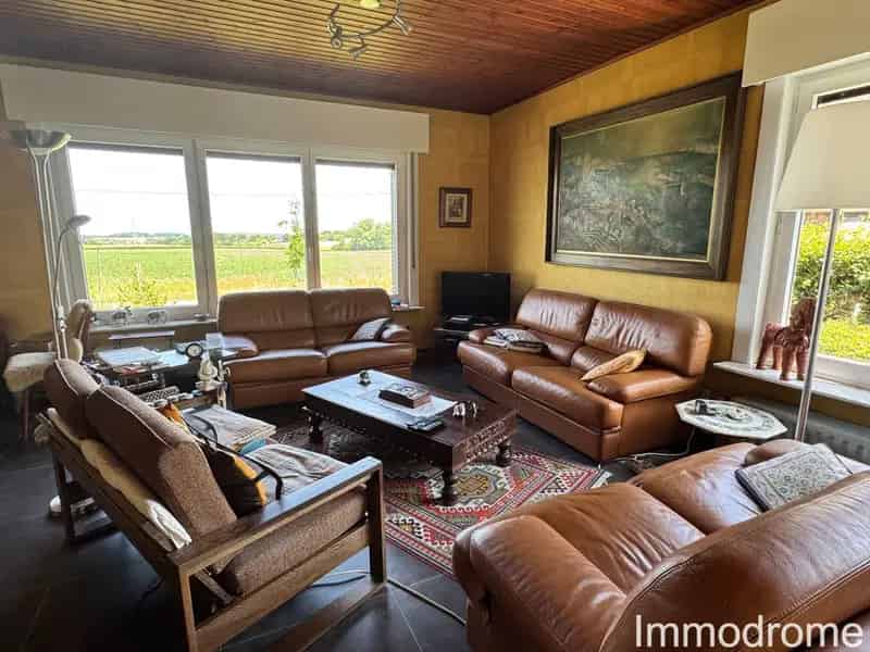 Huis te koop Pellenberg: Instapklare laagbouwvilla met tuin