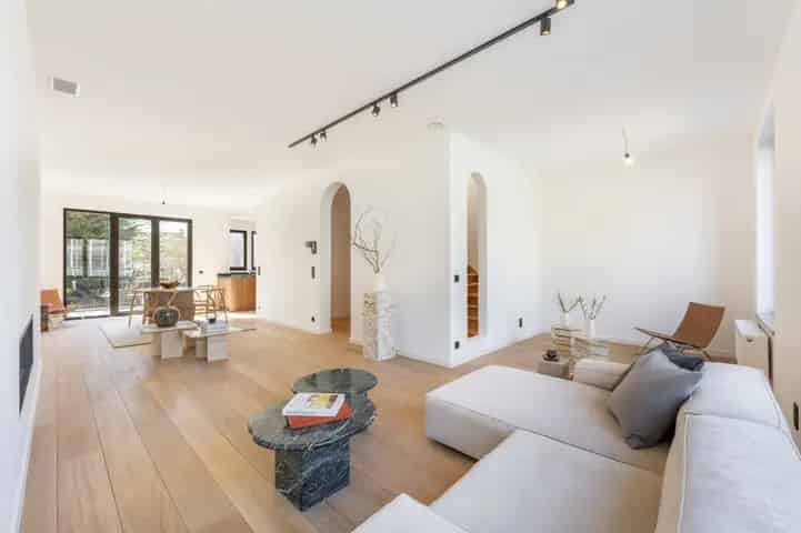 Huis te koop Berchem gerenoveerd