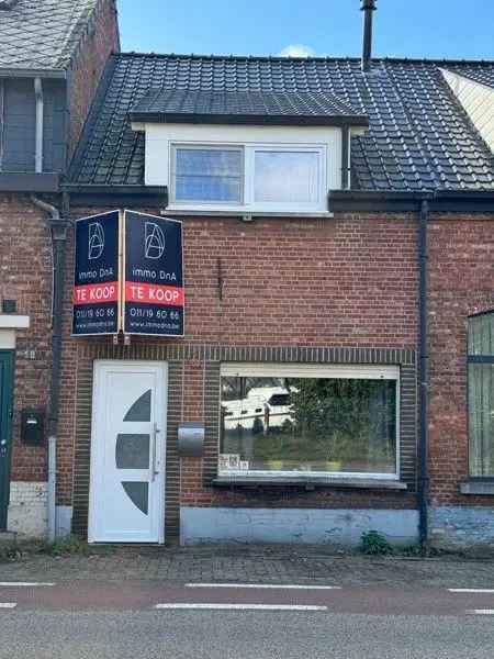 Gezellige woning met 2 slaapkamers en tuin zonder renovatieverplichting.