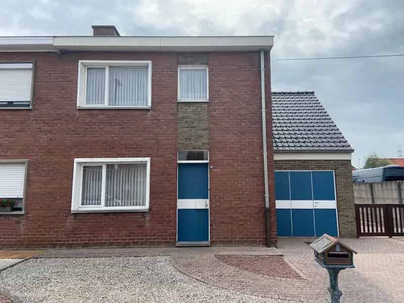 Gezinswoning te koop Vijve: 4 slaapkamers, tuin en garage
