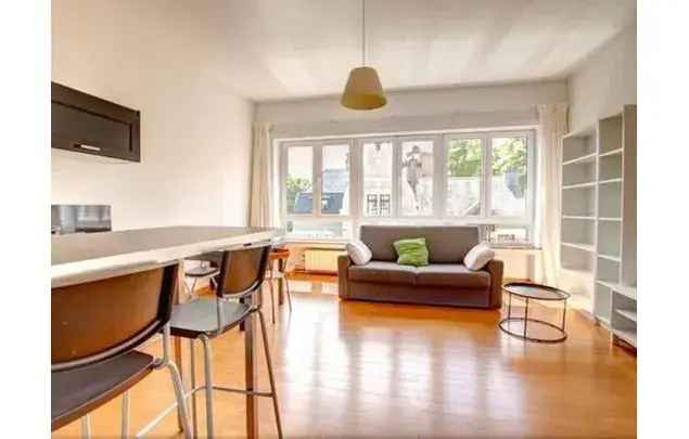 Huur 1 slaapkamer appartement van 60 m² in Brussels