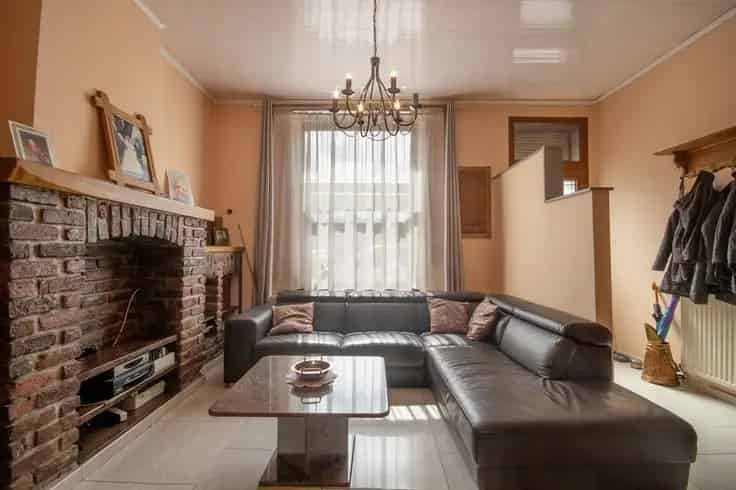 Huis Te Koop: Gelijkvloers met 3 slaapkamers en extra douches