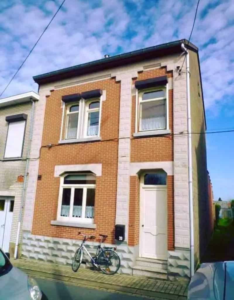 Ruime Halfopen Woning te Attenhoven 3 slaapkamers