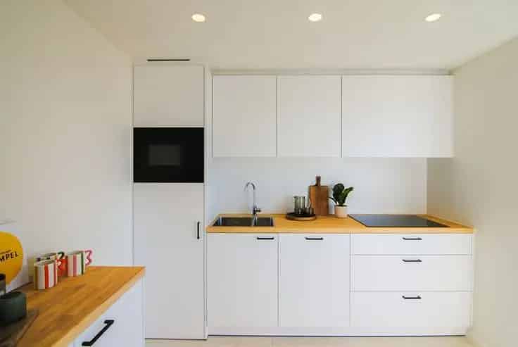 Appartement Te Koop Sint-Andries: Gerenoveerd 2 Slaapkamers