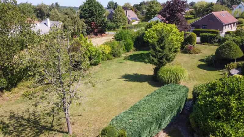 
                                                                    Grond
                                                                             te koop te Chaumont-Gistoux
                                                                