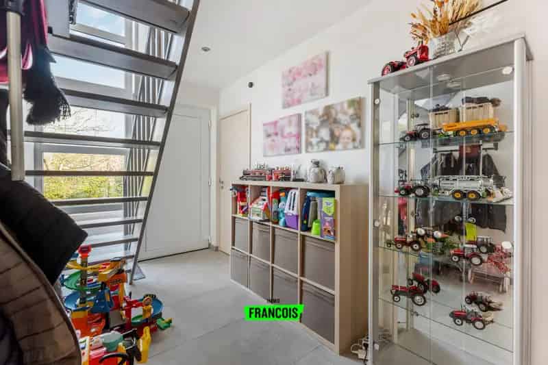 Ruime 4 Slaapkamers Familiewoning Vladslo