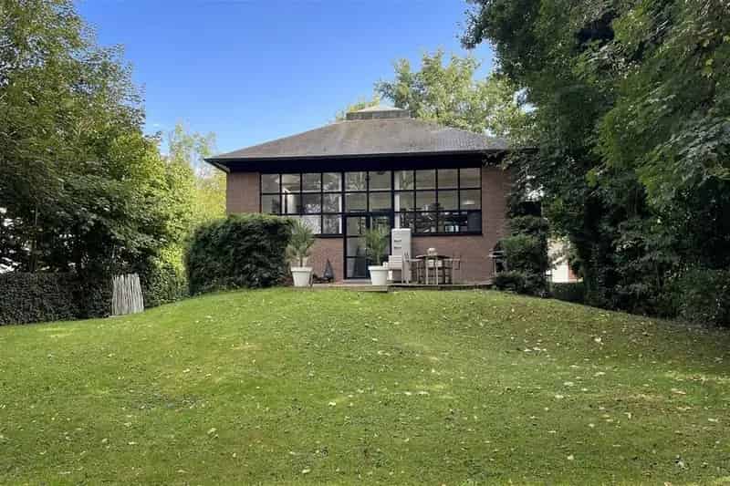 Huis te Koop Stevoort: Unieke Villa 1223m²