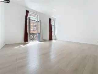 Appartement 3 slaapkamers Schaarbeek - Duplex gerenoveerd