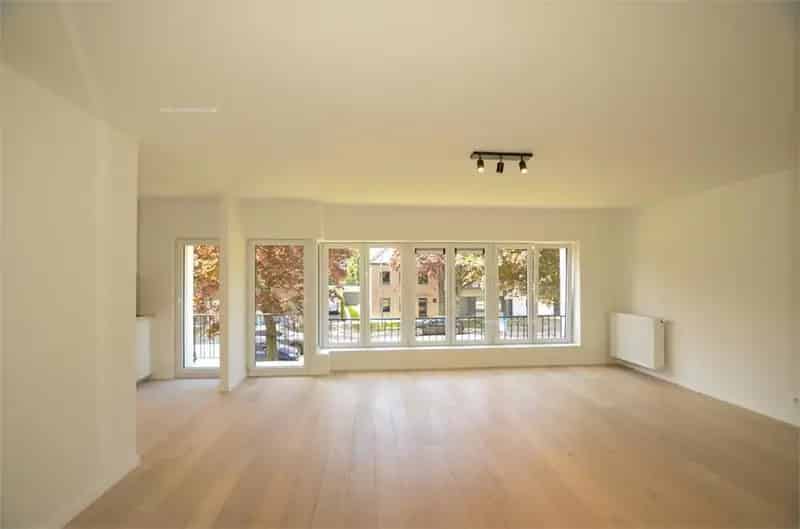 Appartement te huur Sint-Andries 2 slaapkamers garage
