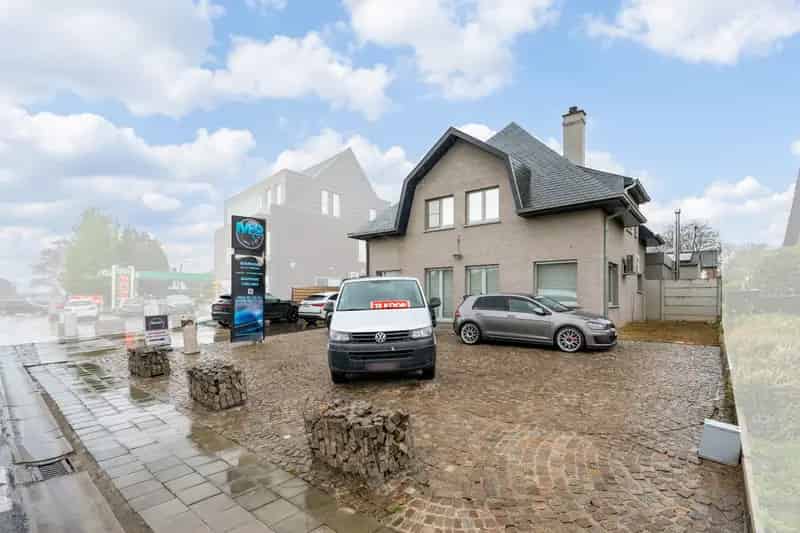 Huis te koop: Villa met Bedrijfsgebouw te Geraardsbergen