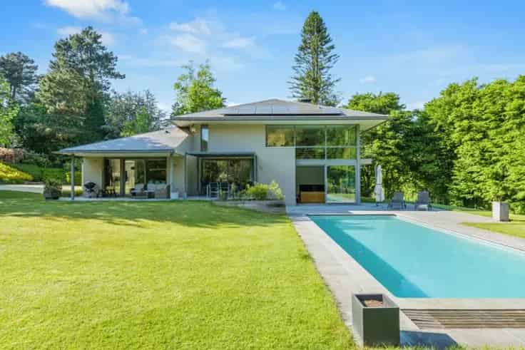 Villa Te Koop Ruime Hedendaagse Villa 411m2 33a Tuin Zwembad