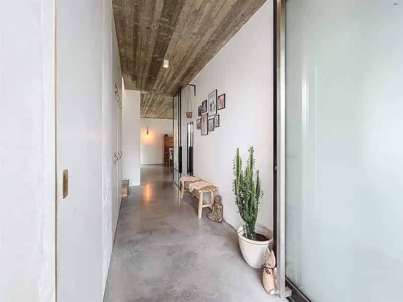 Energiezuinige Open Bebouwing 3 Slaapkamers Garage 575m²