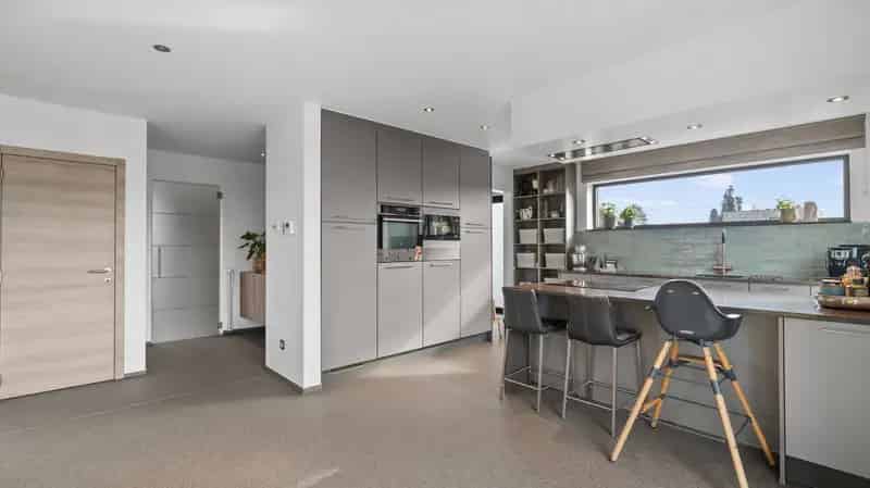 Huis te koop Balen: 4 slaapkamers, werkhuis, 257m²