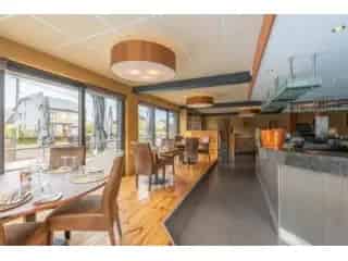 Handelspand Manhay Horecazaak 380m² Privewoning 125m²