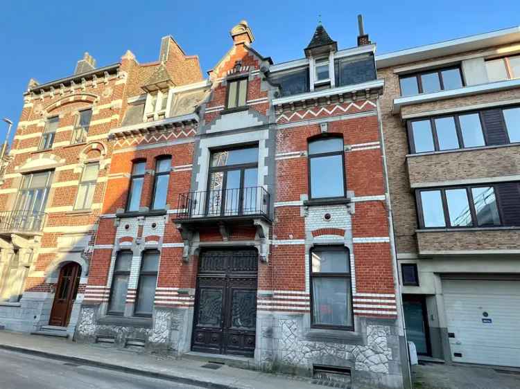 Herenhuis te huur: 4 slaapkamers, 2 badkamers, tuin en dakterras