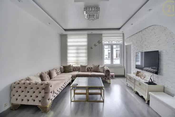 Gerenoveerd Appartement Anderlecht 2 Slaapkamers Terras