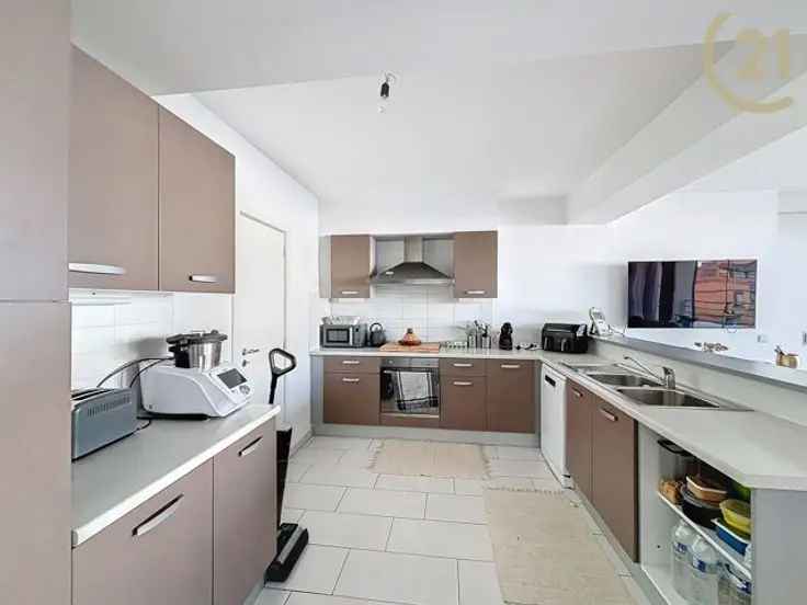 Penthouse te koop Berchem 1 slaapkamer  Kelder Parking