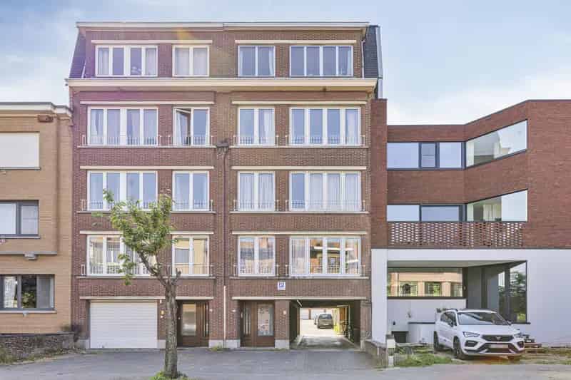Appartementsgebouw Kessel-Lo 4 Units 20 Garageboxen Investering