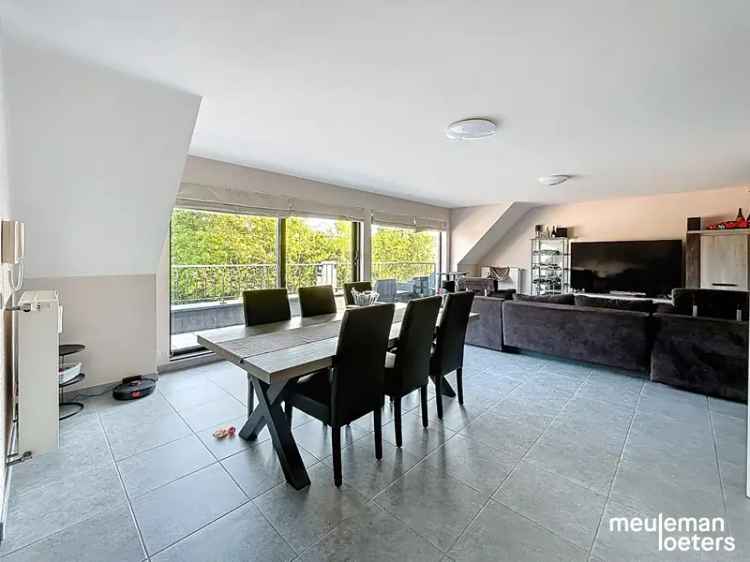 Ruim Appartement te Koop nabij Oostkamp